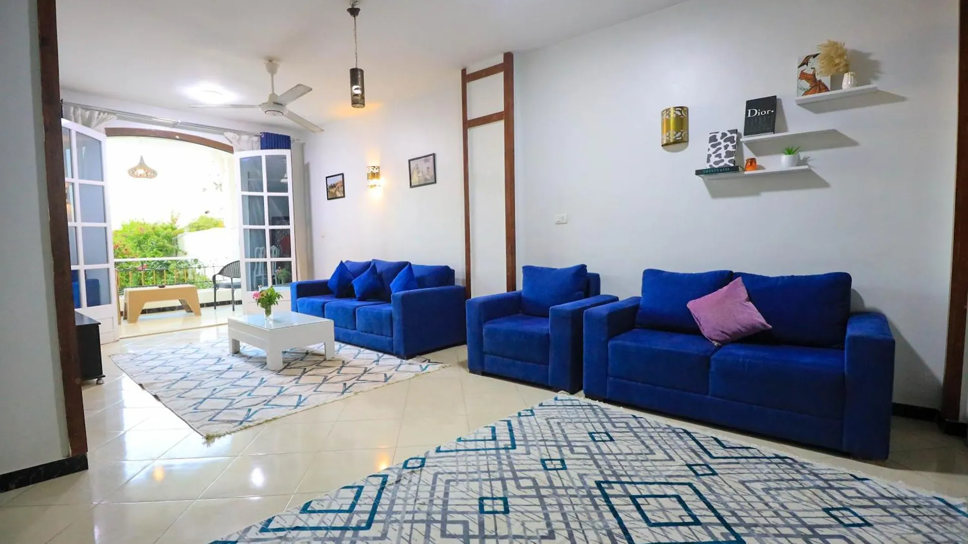 White House Apartments الأقصر